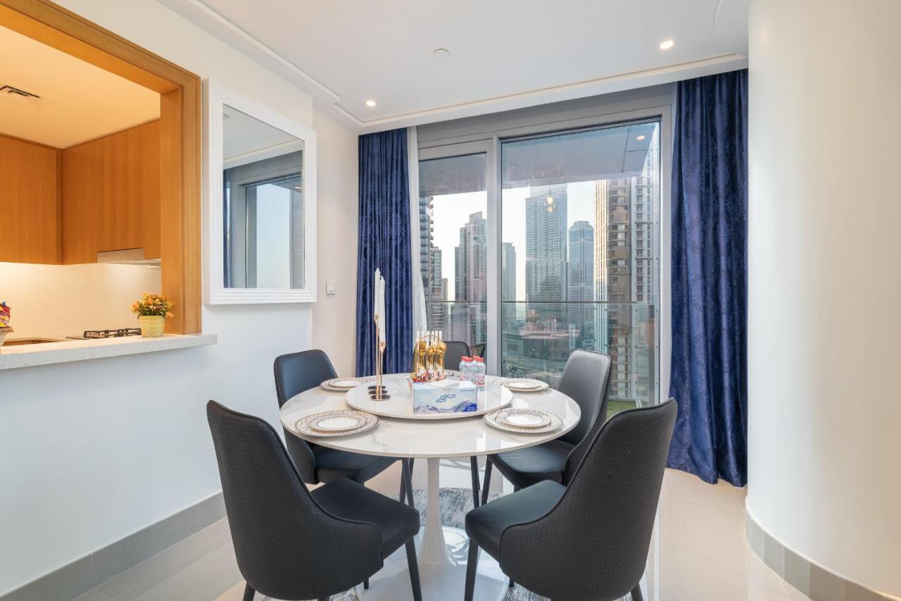 Trinity Holiday Homes - Opera Grand Downtown ดูไบ ภายนอก รูปภาพ